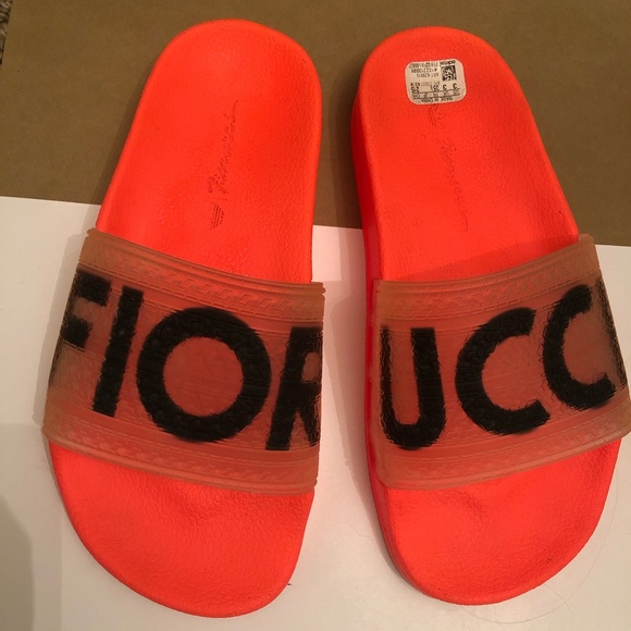 Fiorucci X Adidas Slides - Picture 2 of 3